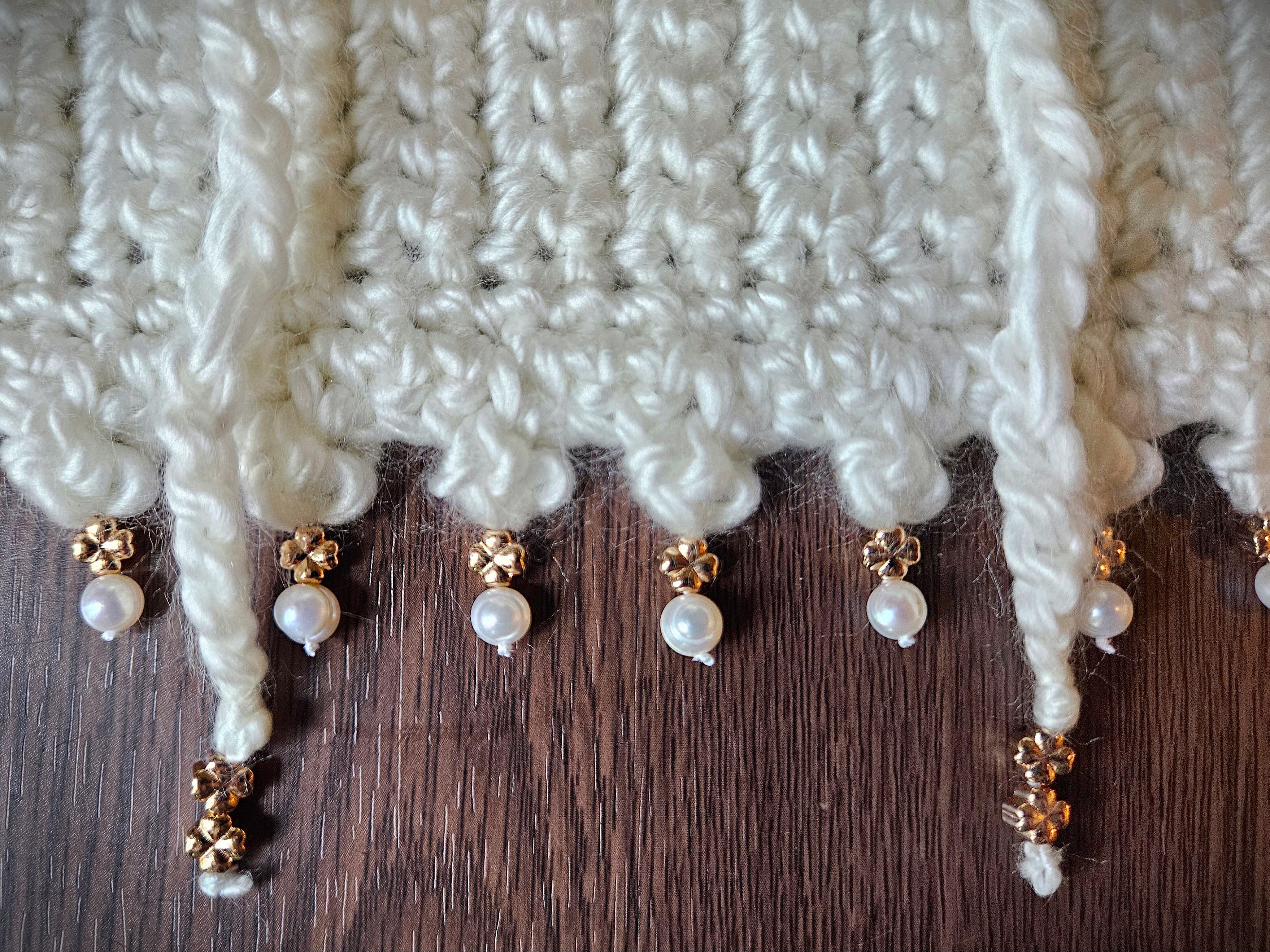 Crochet Wedding Corset pearl and gold clover beading closeup